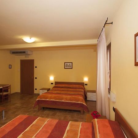 Camere Santucci Assisi Buitenkant foto